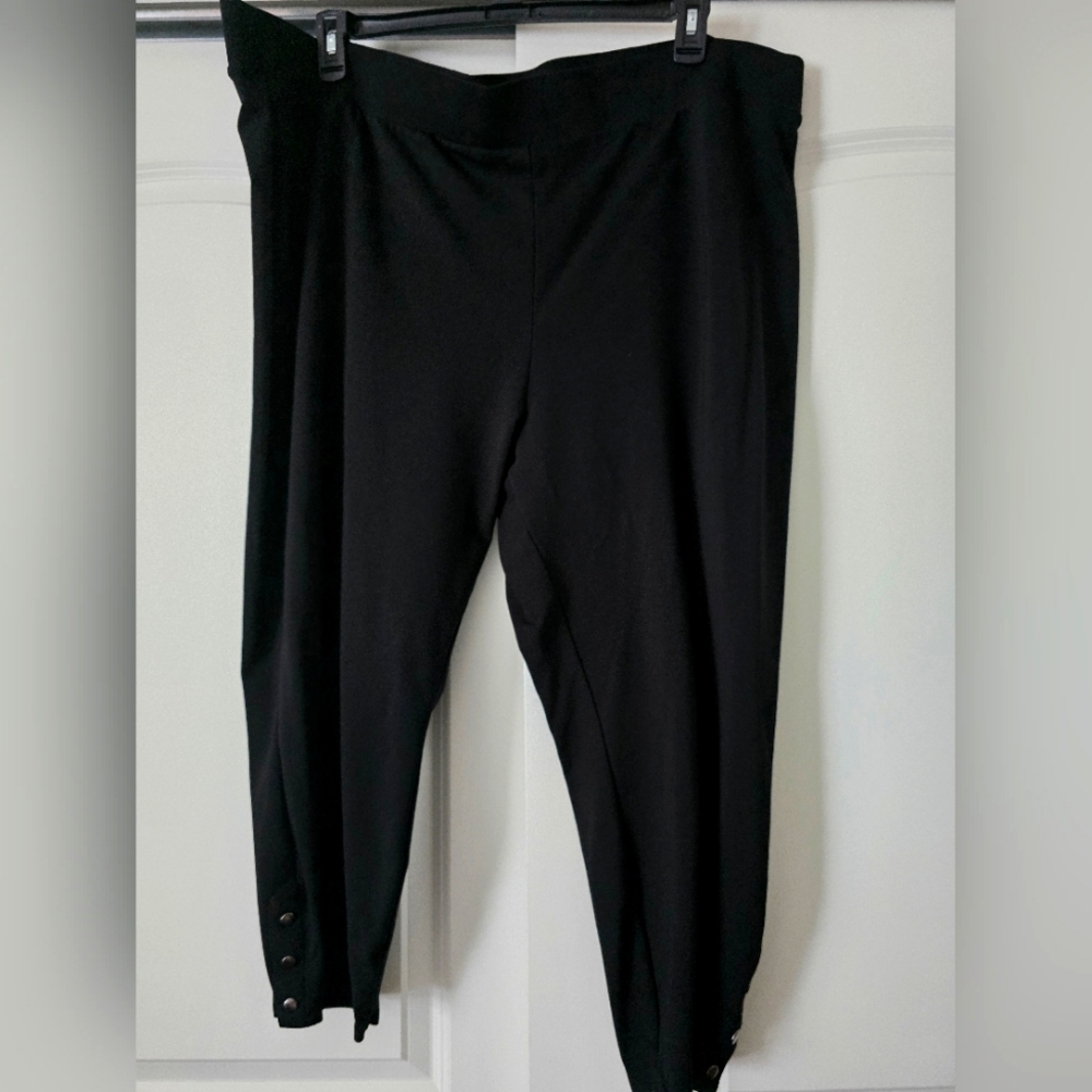 Torrid dressy slim black pant Size 5